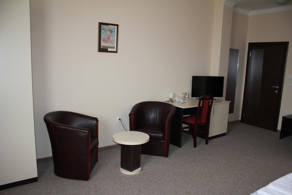 Hotel Feniks Požarevac Стая снимка