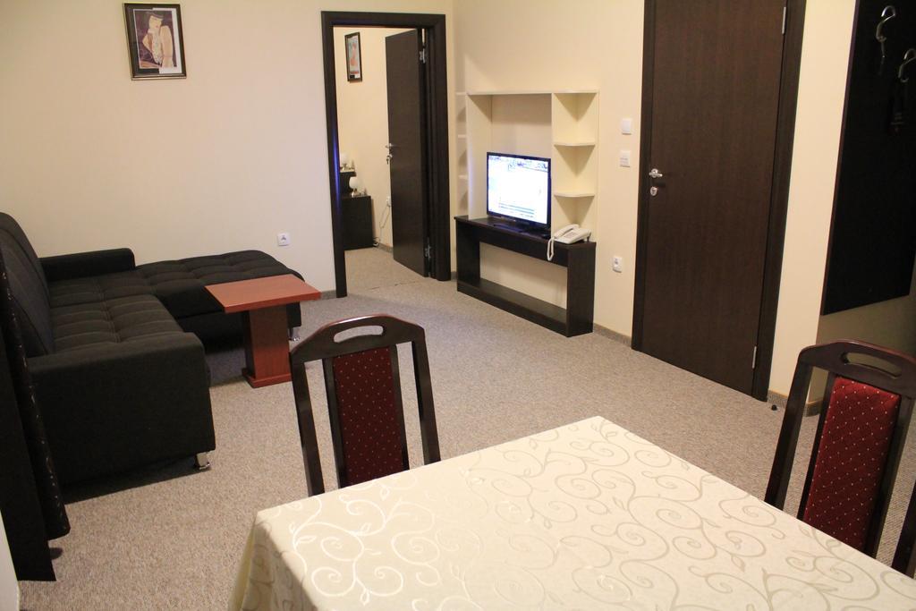 Hotel Feniks Požarevac Стая снимка